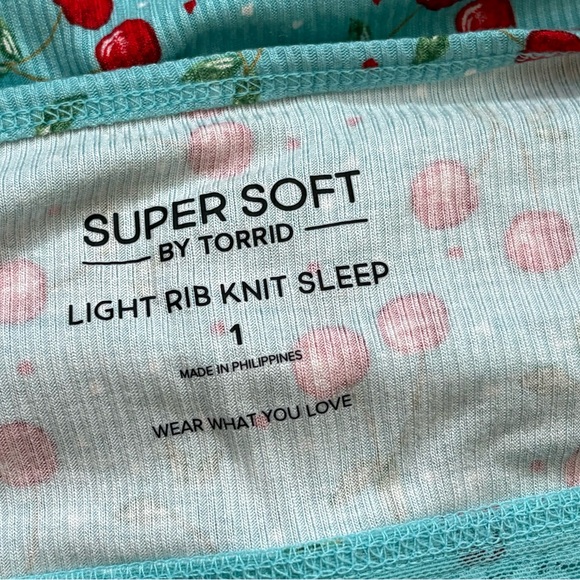 TORRID Women’s Super Soft Rib Lace Trim Sleep Chemise Cherry Cherries Size 1 - Picture 13 of 13